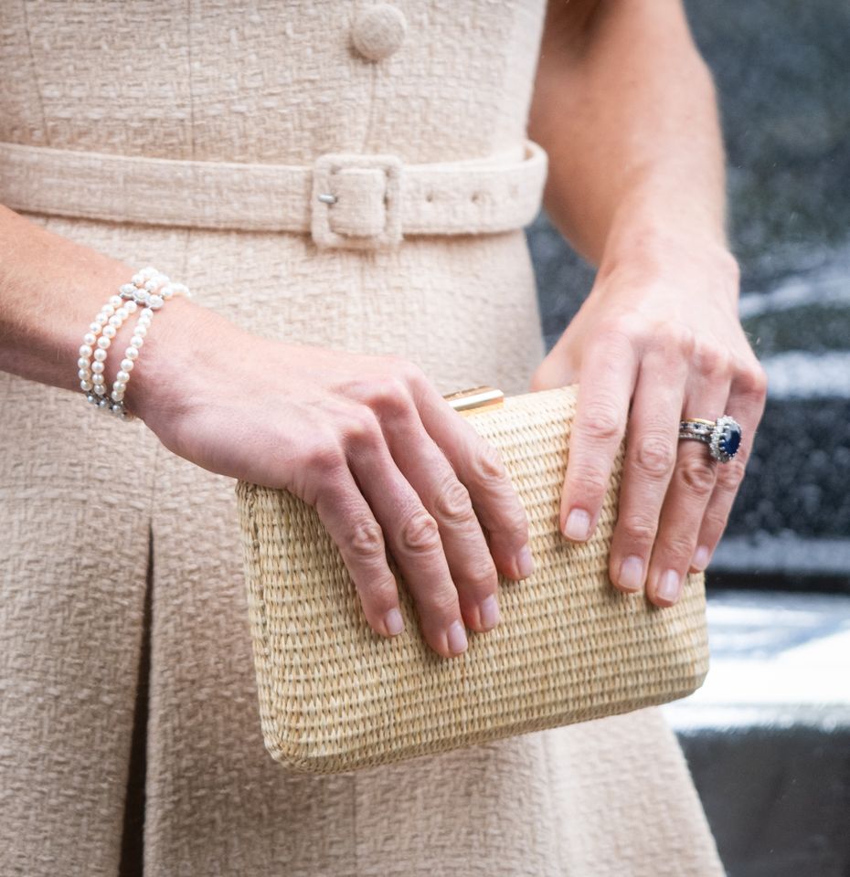 ロンハーマン　ブレスレット　kate Kate Middleton Wears Princess Diana's Heirloom Pearl Bracelet and