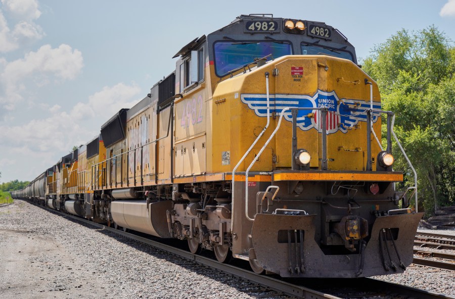 1 person seriously injured after being hit by a Gresham train - AOL