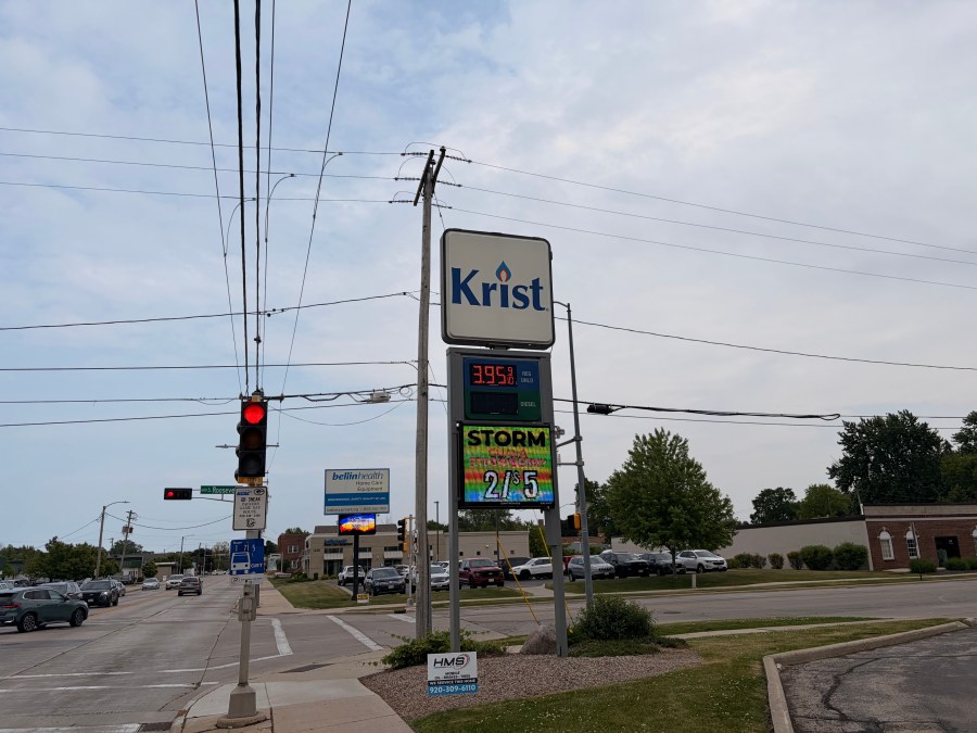 Gas prices in northeast Wisconsin drop under four dollars - AOL