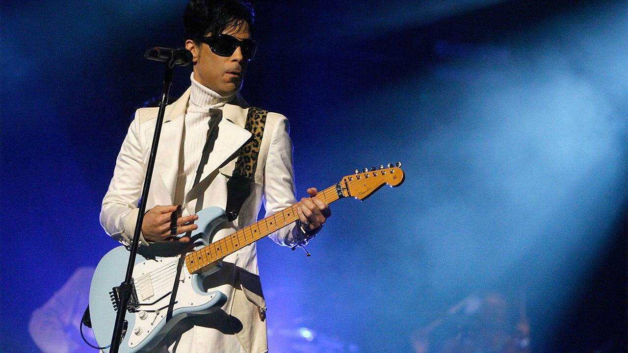 Prince Week Prince's birthday: Weeklong celebration wraps up on Sunday - AOL