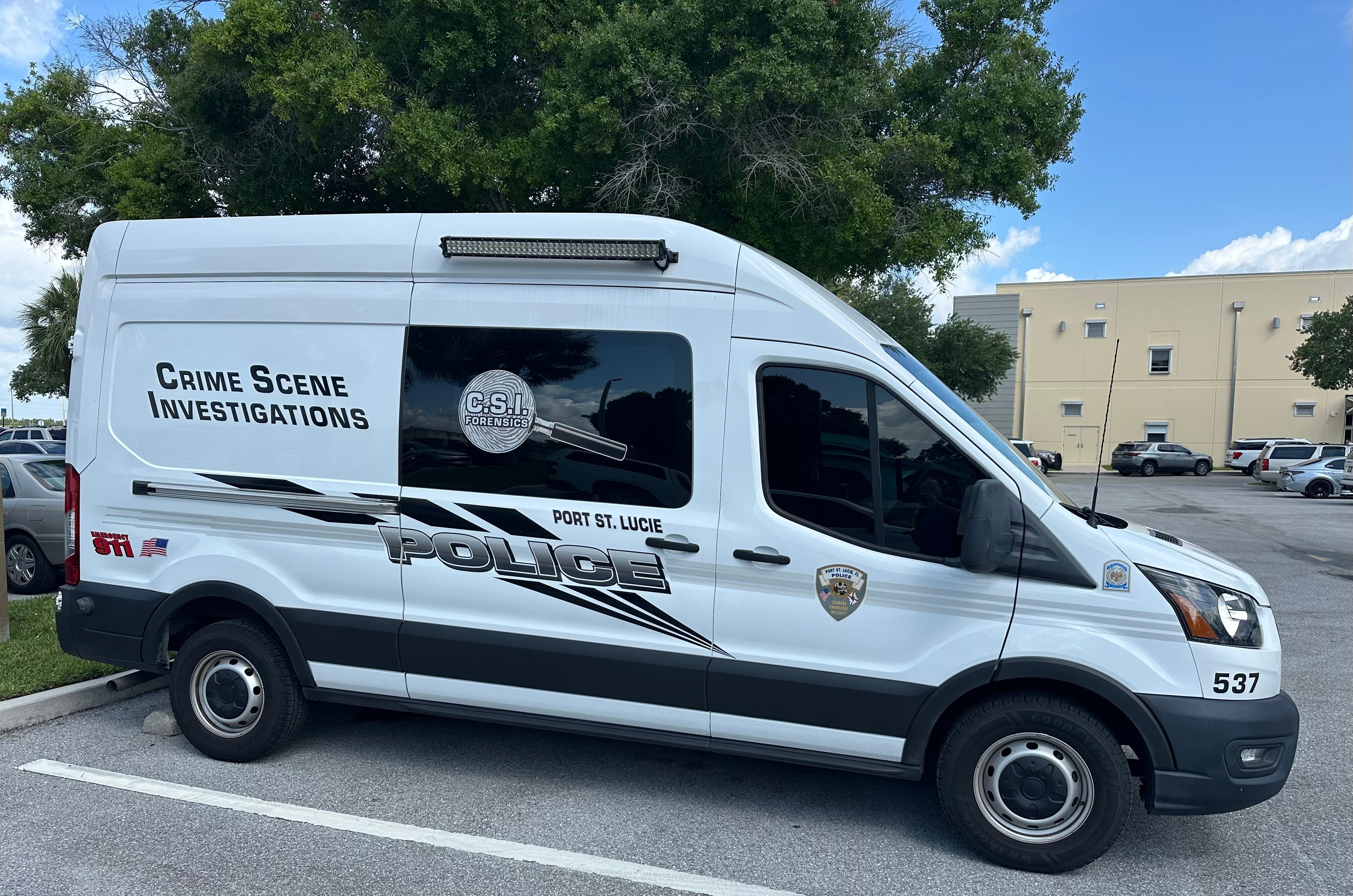 Florida police investigate after string of business burglaries - AOL