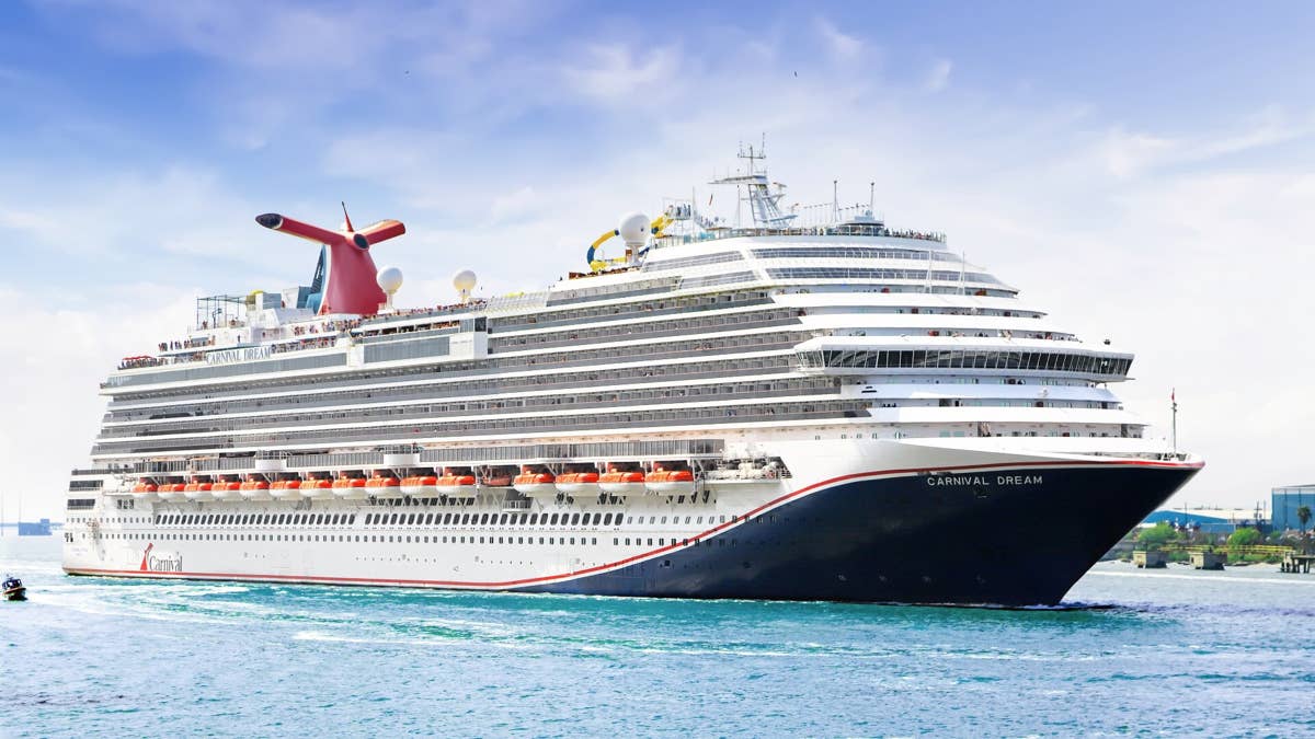 Carnival Cruise Line reveals revamped rewards, new cruise cards - AOL