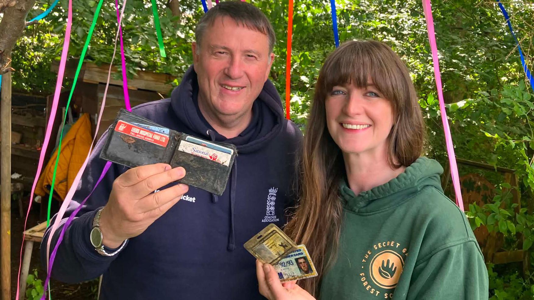 Football fan's lost wallet returned 34 years on - AOL