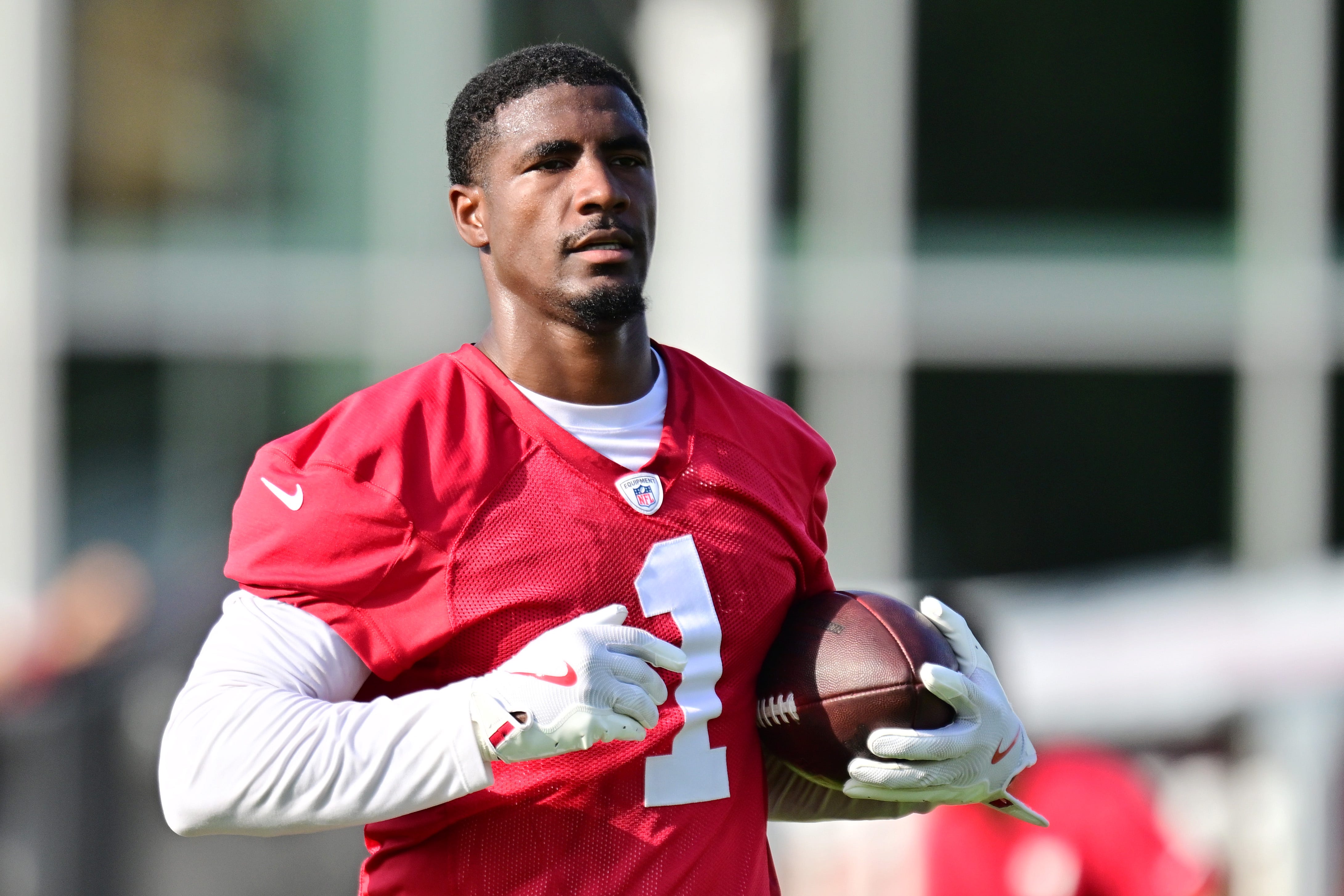 New Commanders RB could have significant role in 2026 - AOL