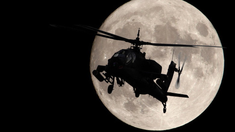 3 Dangerous Situations Every Apache Helicopter Pilot Trains For - AOL