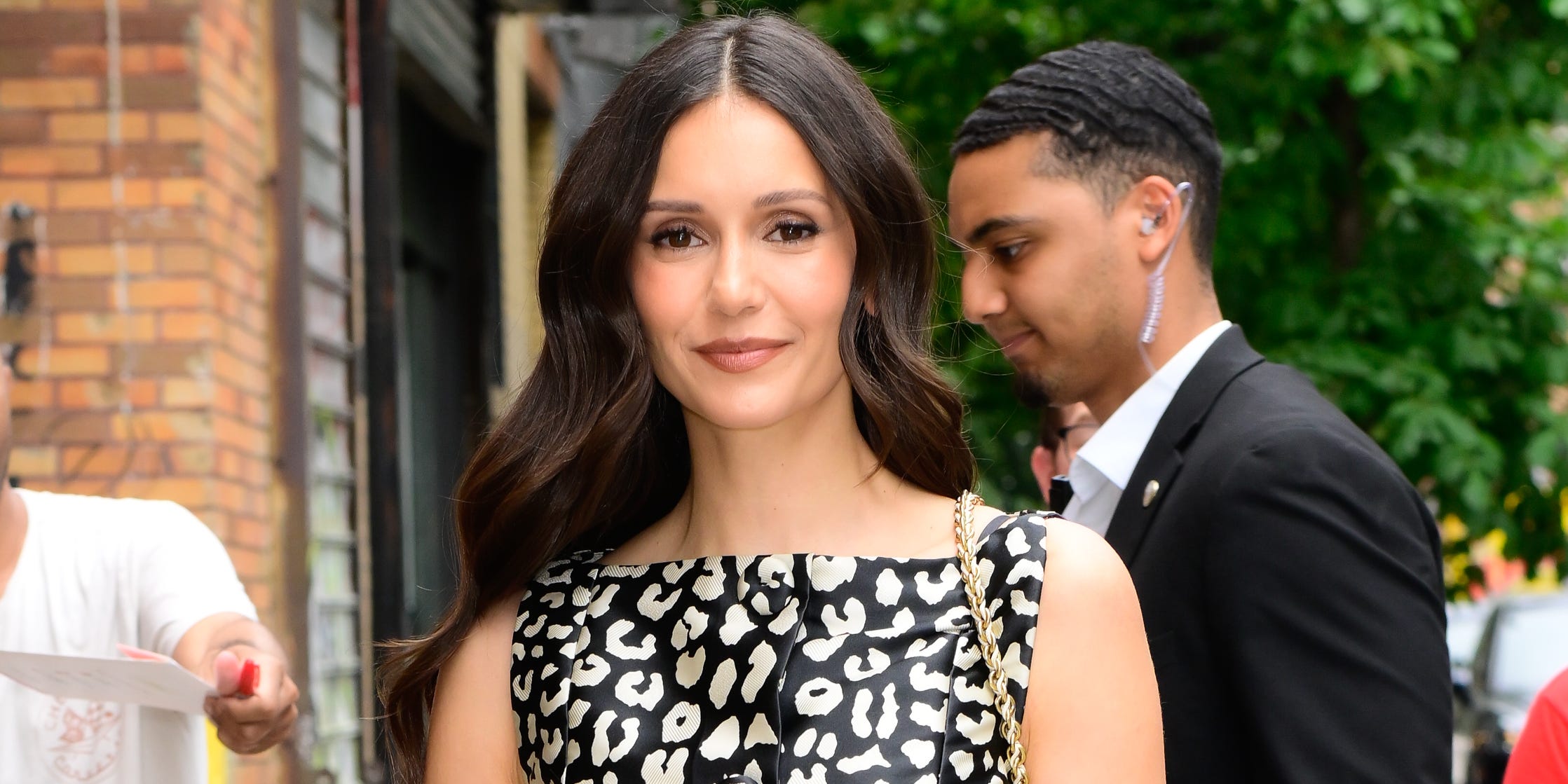 does nina dobrev smoke cigarettes Dobrev, Ian Somerhalder Dating Update: The Vampire Diaries Suffering From Relationship Tension - Trying to Be Friends? Nina Dobrev smoking hoot #ninadobrev