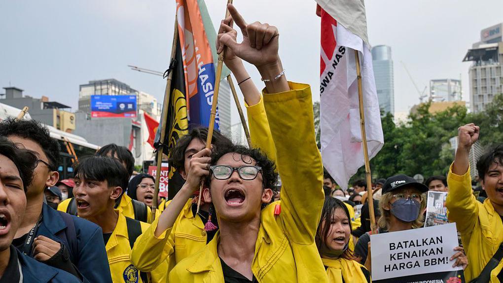 Indonesian students protest against state spending, fuel price hike - AOL