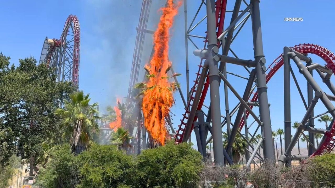 Fire breaks out under roller coaster at Six Flags Magic Mountain - AOL