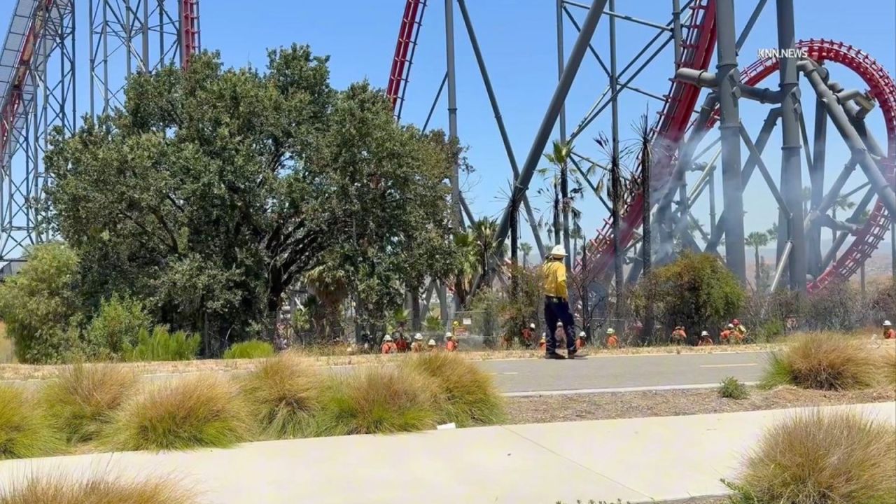 Fire breaks out under roller coaster at Six Flags Magic Mountain - AOL