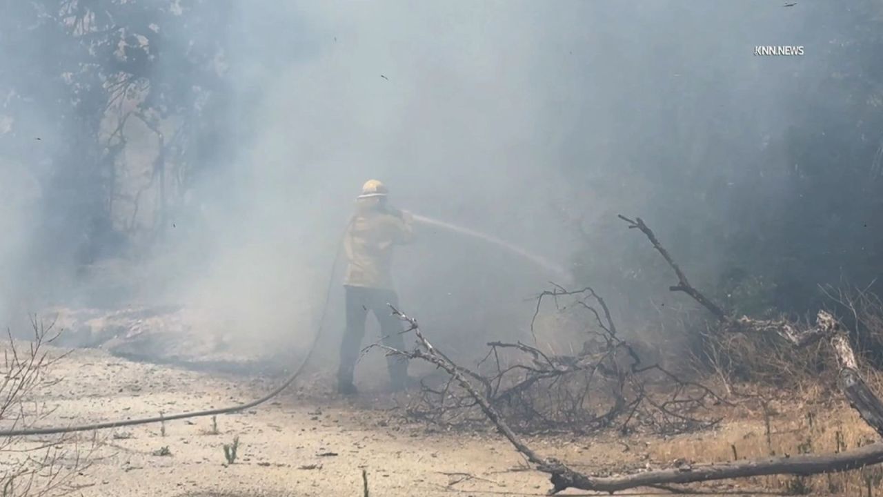Fire breaks out under roller coaster at Six Flags Magic Mountain - AOL