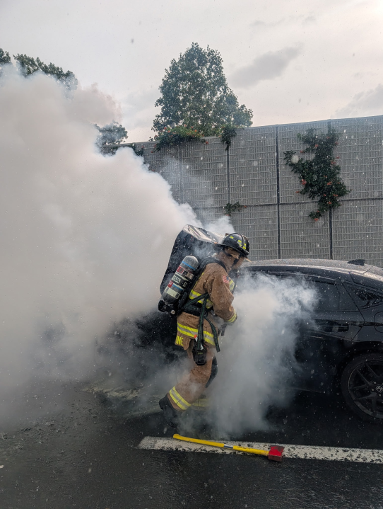 Fairfax County firefighters put out car fire after I-495 crash - AOL