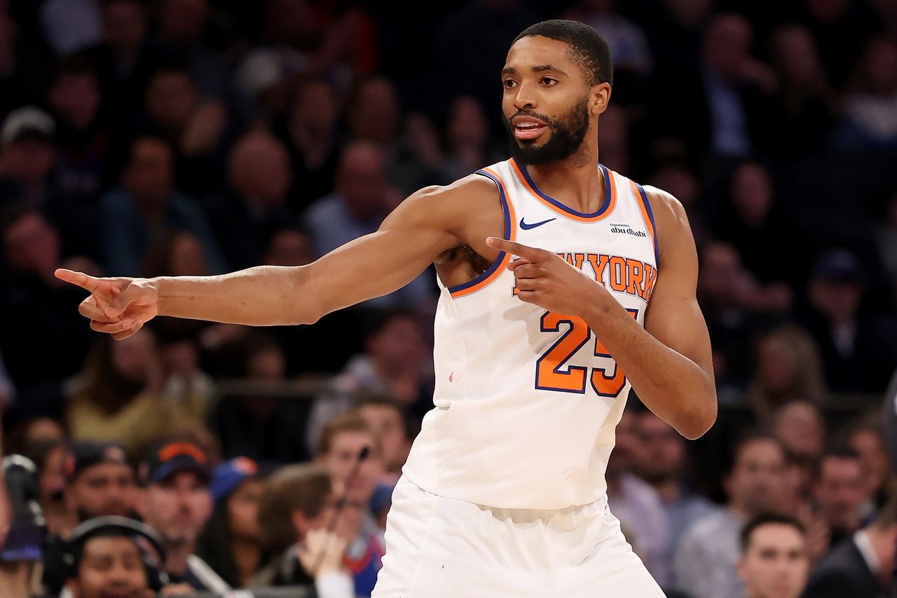 All About New York Knicks Star Mikal Bridges’ Parents, Tyneeha Rivers ...