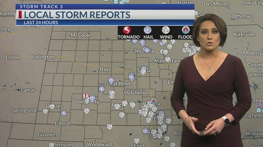 Storm Track 3 Forecast: Tracking widespread severe storms Saturday - AOL