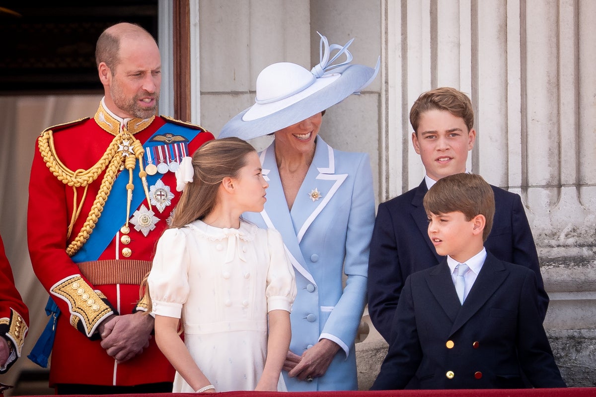 Prince Louis steals the show again at Red Arrows flypast for Trooping the  Colour - AOL