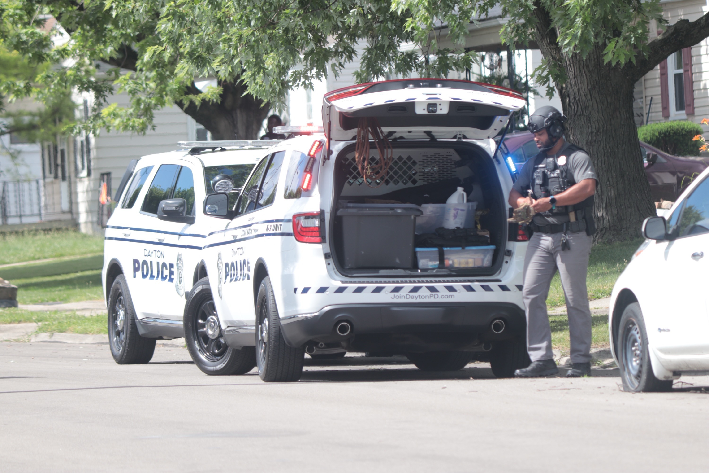 Teens in custody after allegedly firing shots, home robbery - AOL