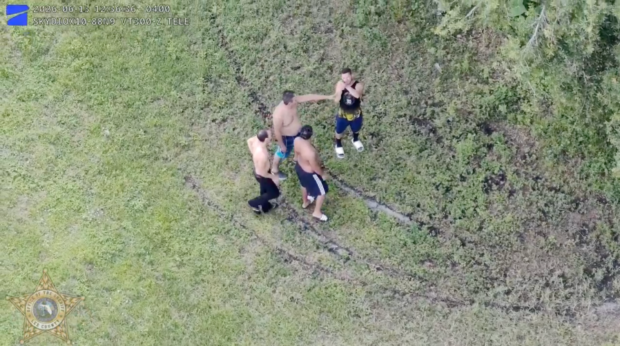 VIDEO: Florida man points BB gun at police drone, gets arrested - AOL
