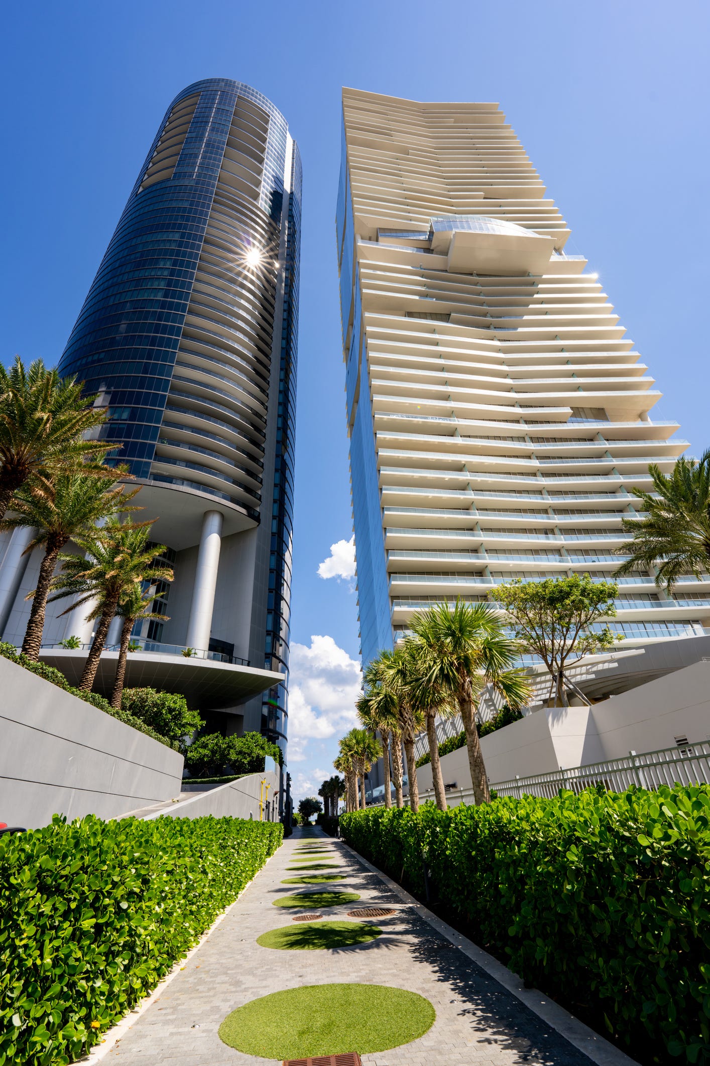 Inside Soccer Star Lionel Messi’s $300 Million Global Real Estate ...