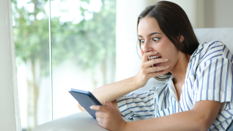Why People Are Ditching Kindles For Non-Amazon E-Readers - AOL