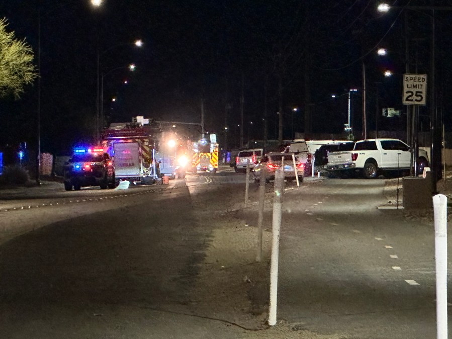 Suspect in custody after hours-long barricade in Henderson - AOL