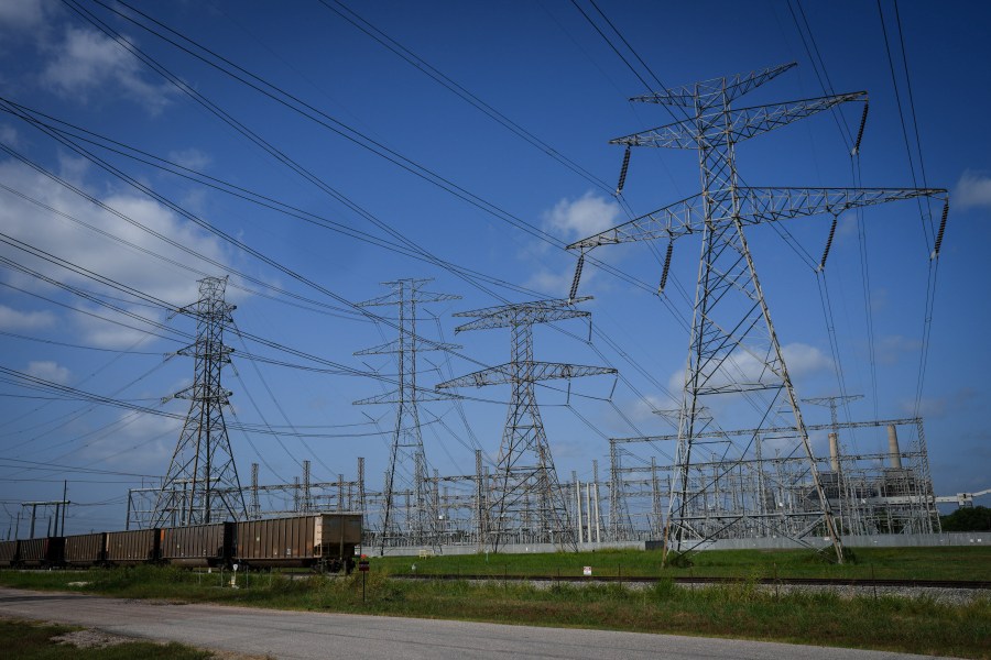Texas regulators put massive transmission line project decision on hold ...