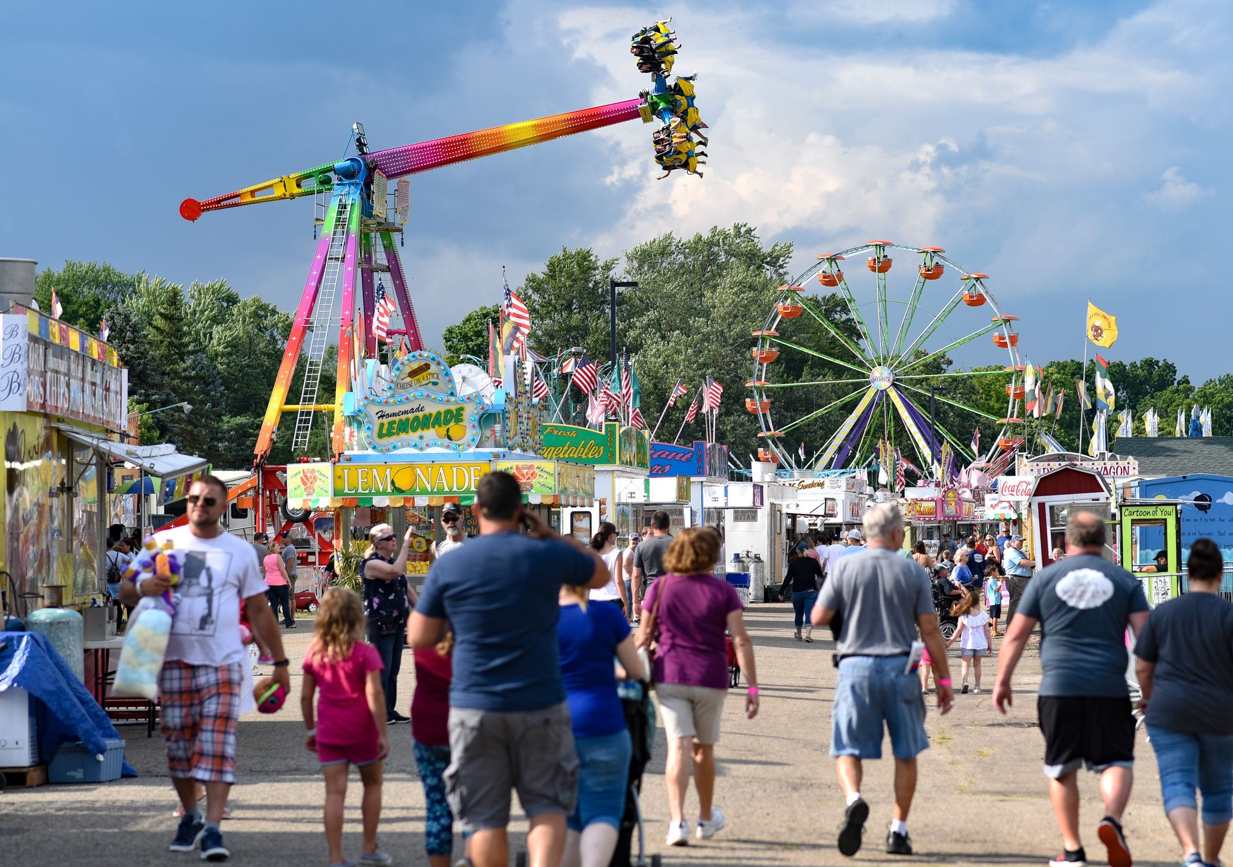 Summer's here. Check out the 2026 schedule for Illinois county fairs - AOL