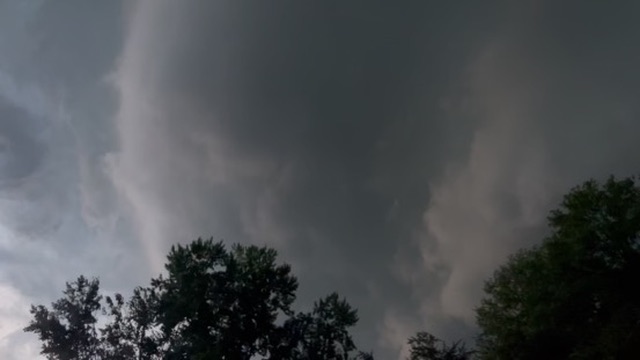 WATCH: NWS confirms EF1 tornado touched down in Vigo/Clay County - AOL