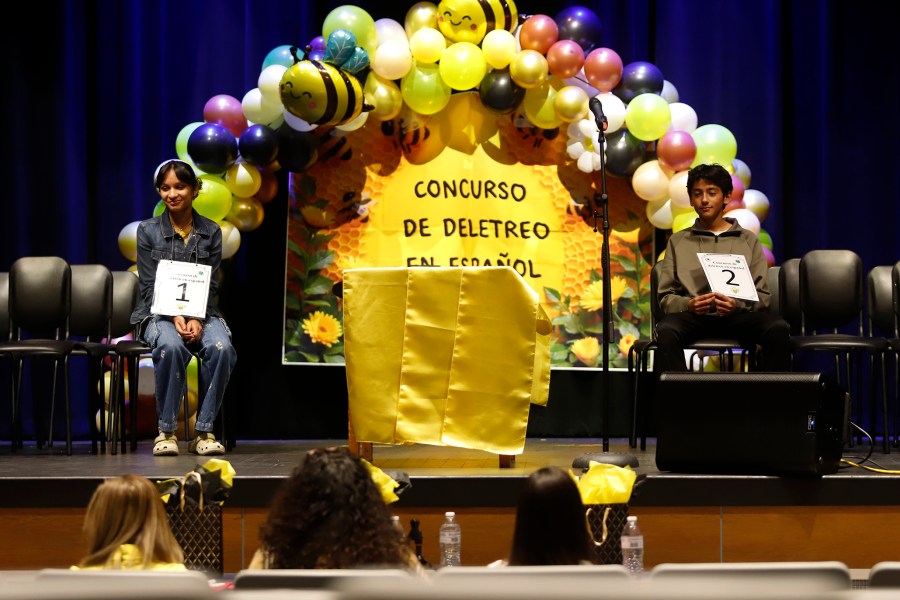 El Paso students advance to National Spanish Spelling Bee - AOL