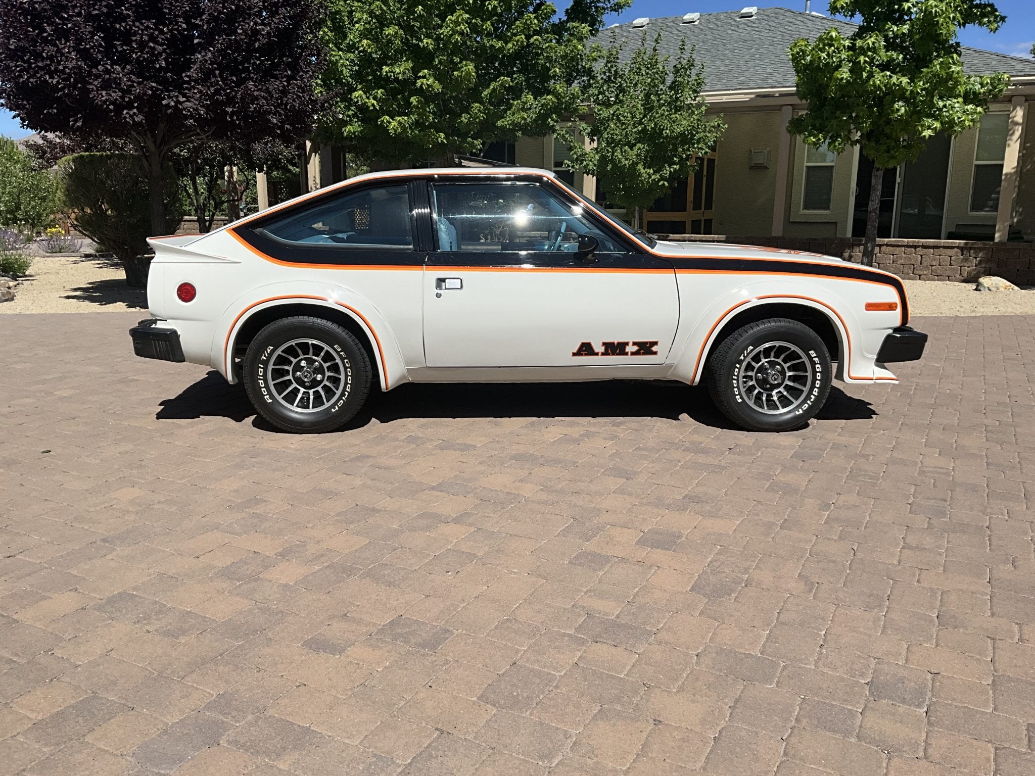 アリエル This Car Answers the Question: What If You Crossed a Gremlin and a