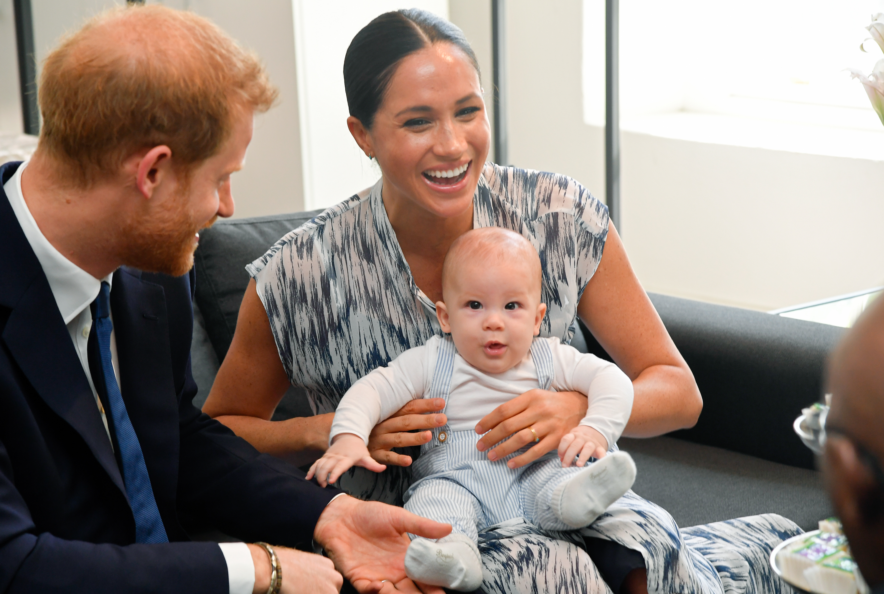 Prince Harry and Meghan Markle’s son, Archie, rocks England soccer ...