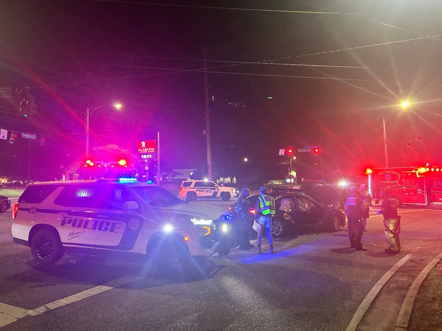 UPDATE: One dead, two others injured in late Saturday night crash in ...