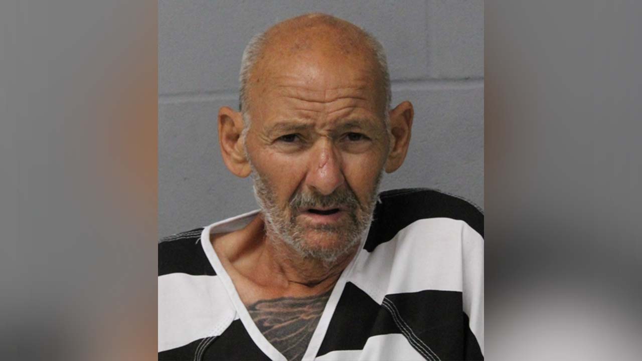 Man accused of dumping man's body in trash can says another man paid ...