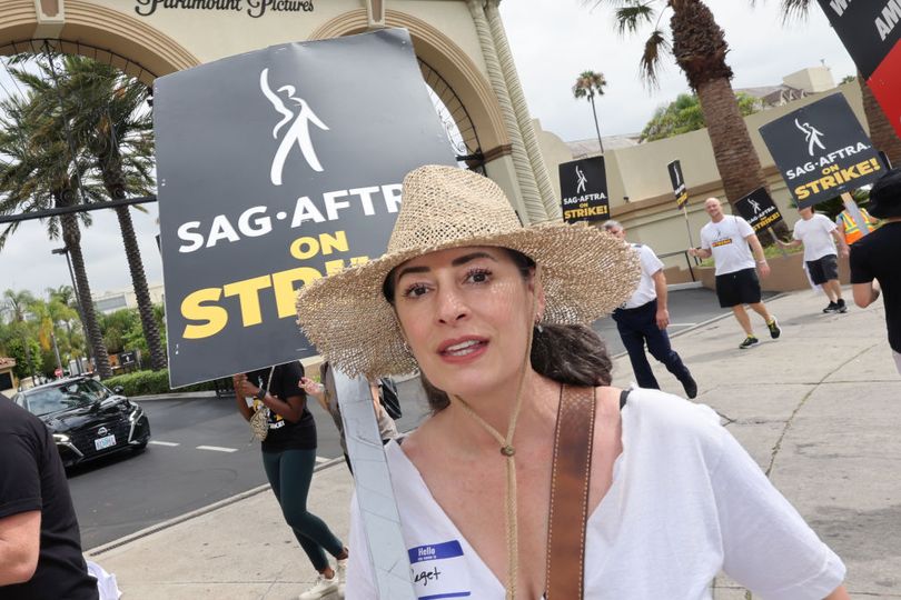 paget brewster smoking cigarettes @pagetgram on Tumblr Criminal Minds star apologizes after
