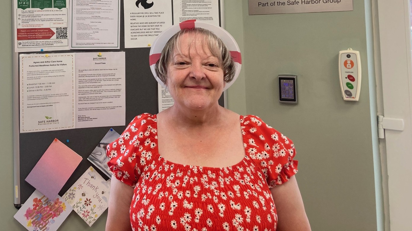 Care home recreates Vindaloo video for World Cup - AOL