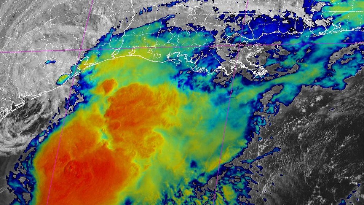 Tropical Storm Arthur makes landfall on Texas coast - AOL