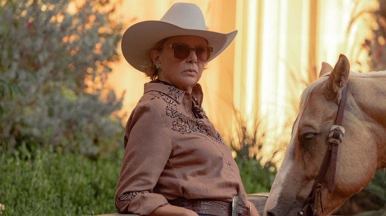 Dutton Ranch Episode 7 Ending Puts One Character's Future In Doubt - AOL