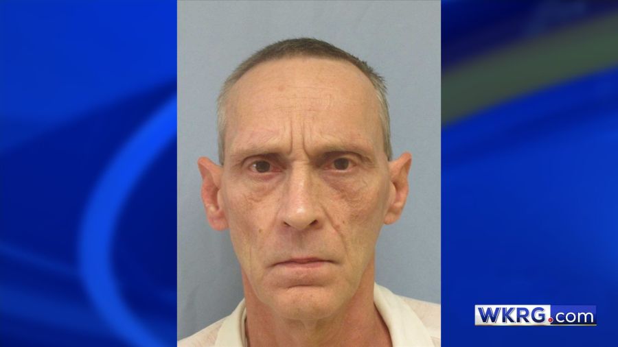 Inmate serving life sentence escapes Summerdale work release - AOL