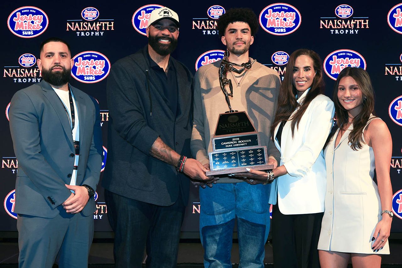 Justin Boozer All About Basketball Star Cameron Boozer's Girlfriend, Yva Lauren Cao - AOL