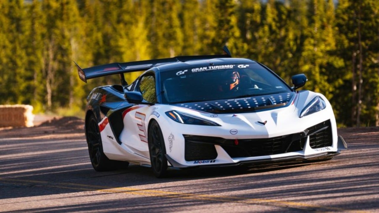 Chevrolet Corvette ZR1X Obliterates Pikes Peak Production Car
