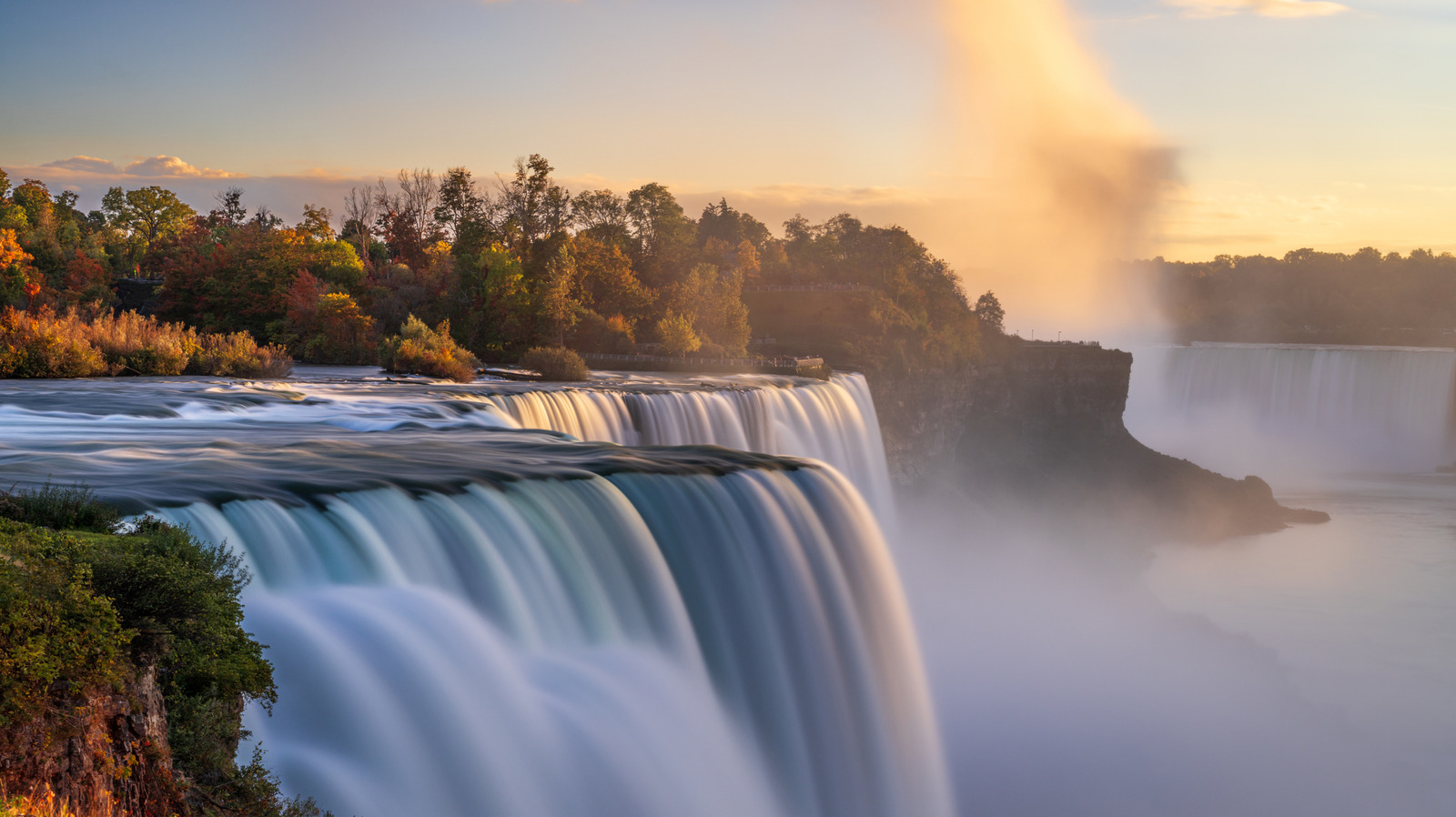 9 Stunning Day Trips From Buffalo, New York