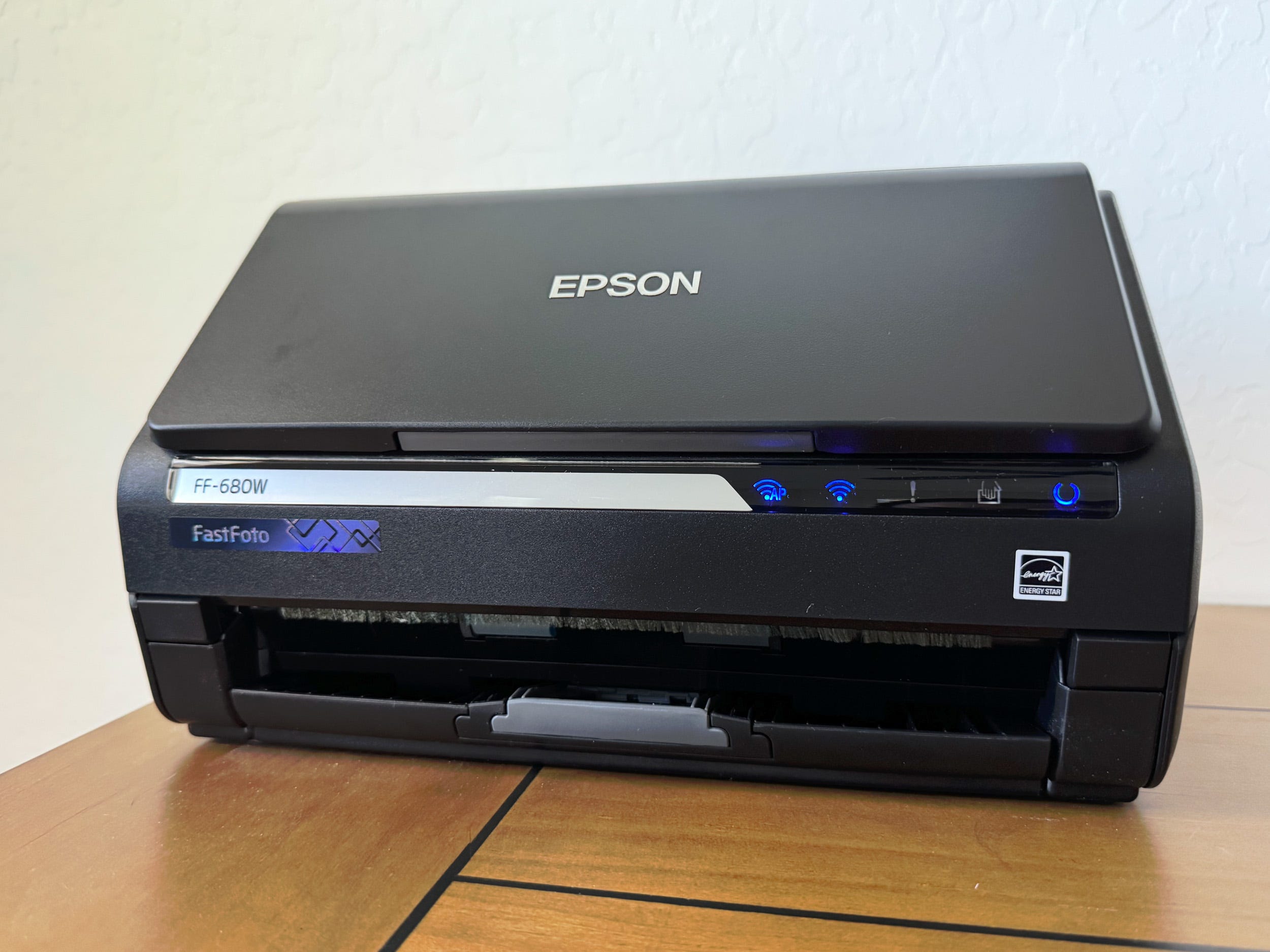 Epson FastFoto FF-680W Review: The Fastest Way to Digitize Your Old ...