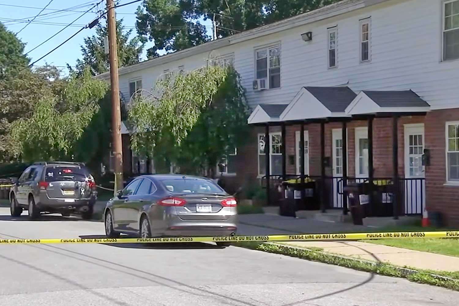 4 Children, 2 Adults Found Dead Inside N.Y. Apartment, No Threat to ...