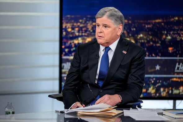 Sean Hannity addresses health fears as Fox News fans spot ‘puffy face ...