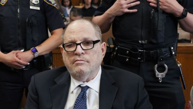 Prosecutors Drop Rape Charge Against Harvey Weinstein in Manhattan Case ...