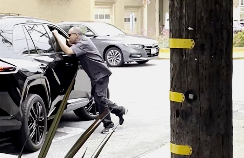 Tense San Francisco road rage incident caught on camera - AOL
