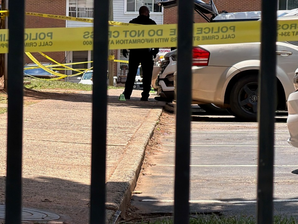 One injured in shooting at west Charlotte apartment complex, police ...