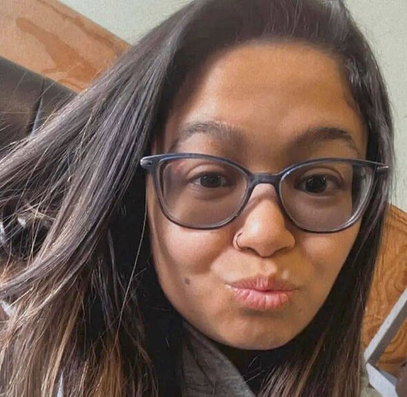'Sobbing' mom charged with murder after allegedly dumping newborn in ...