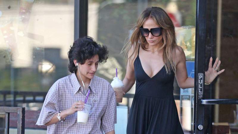 Emme Anthony has a twin sibling. MEGA