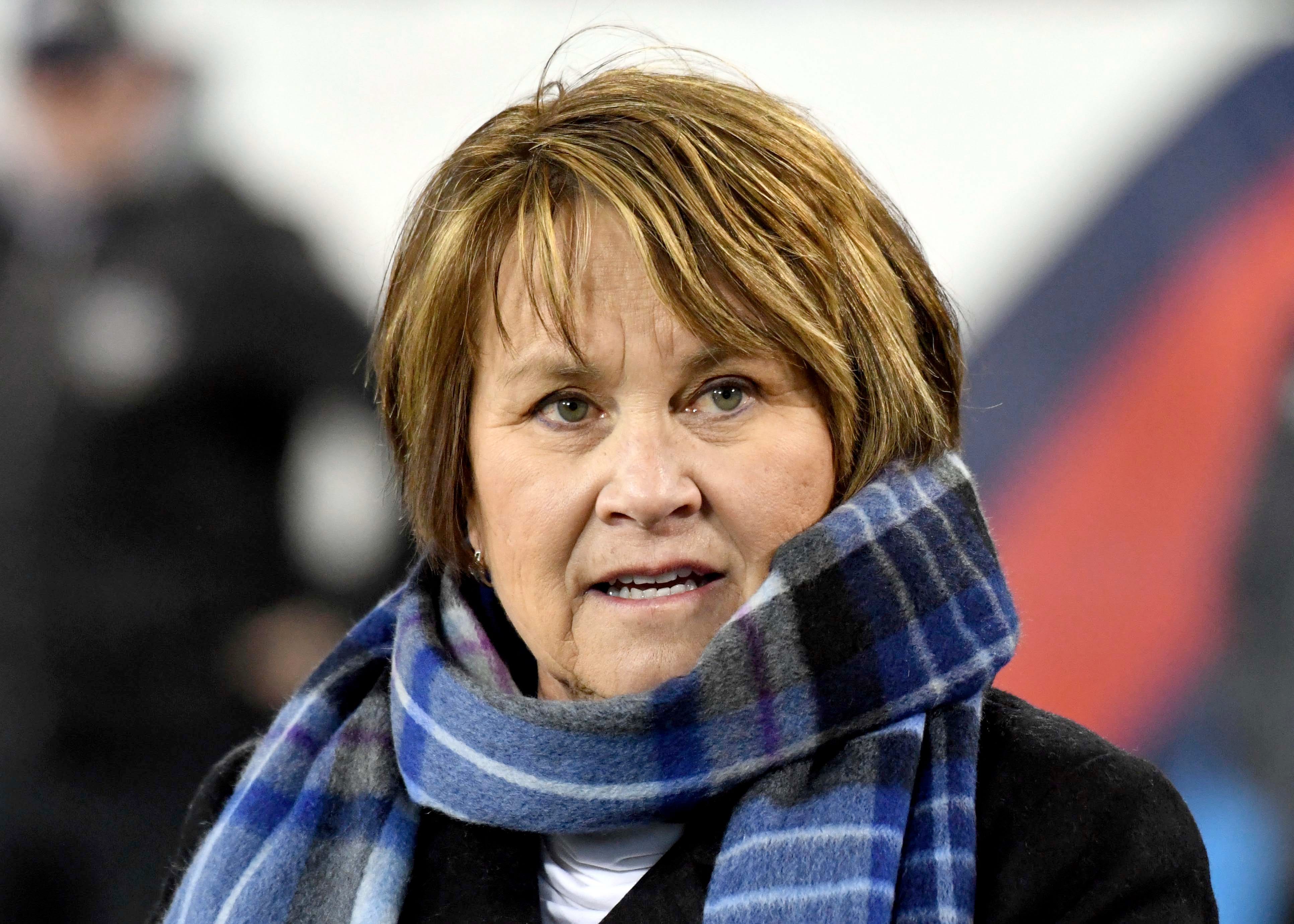 Titans' Amy Adams Strunk releases statement after Chris Johnson ALS ...