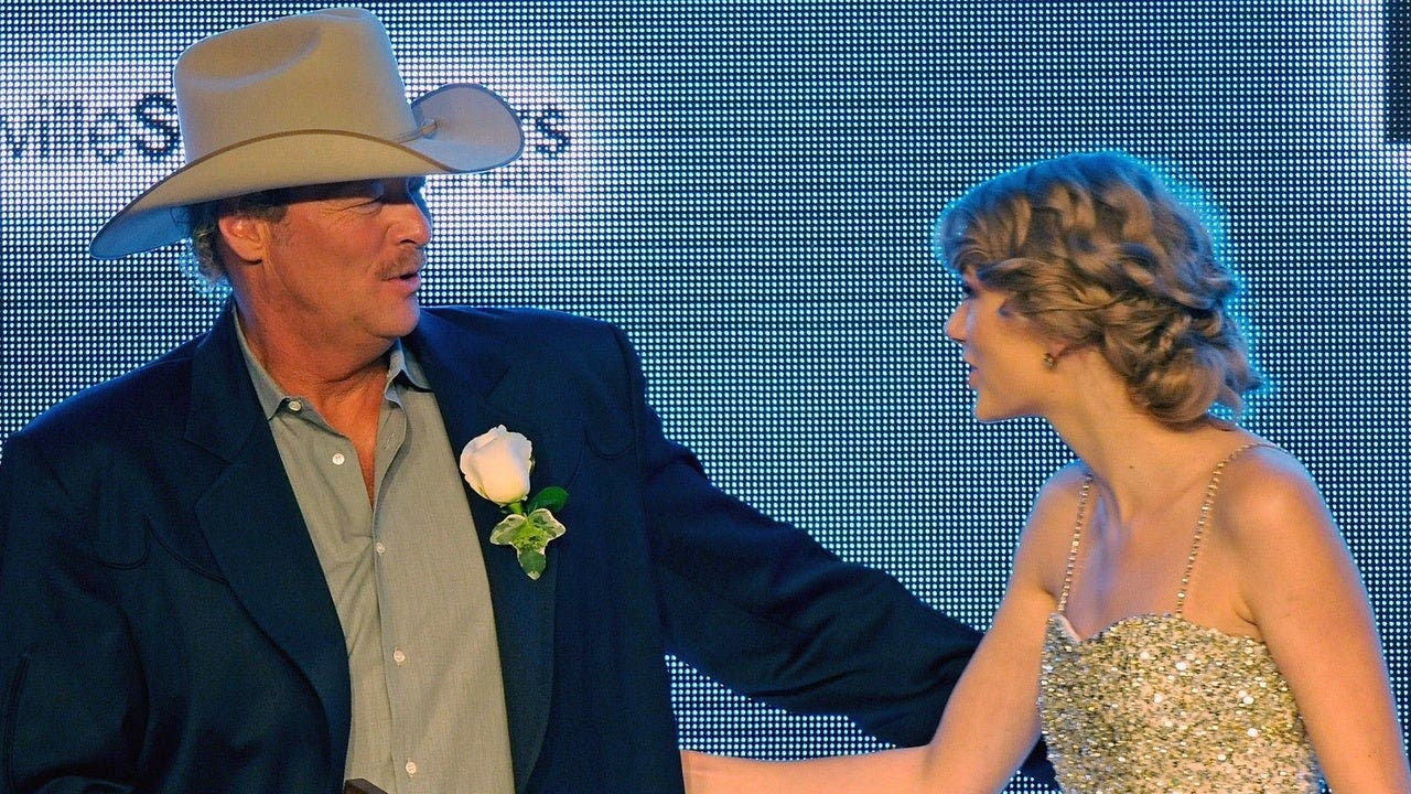 alan jackson green dress Alan Jackson "So You Don't Have To Love Me Anymore" Suggested by channel member @mikesavage2114