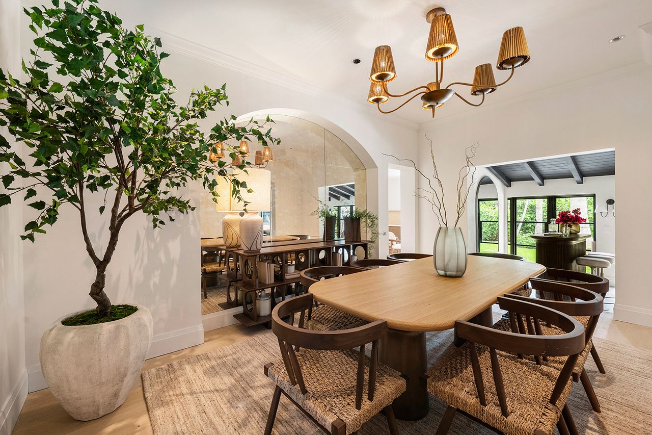 Celebrity Realtor Josh Flagg Lists Miami Mansion for $10 MillionCredit: Zoltan Luxe Hunters